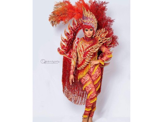 Miss Curacao.