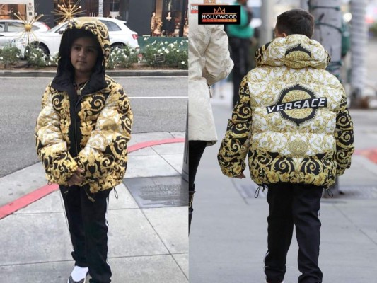 Mason Disick recibió de Kris Jenner un caso de Versace valorado en 3,125 dólares. ¡Gracias, abuela!