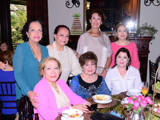 El cumpleaños de Mary Tinoco