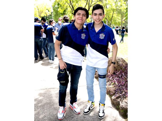 Senior entrance de la Escuela Internacional Sampedrana 2022