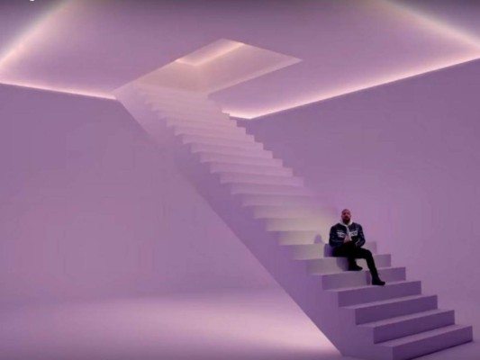 Drake, 'Hotline Bling'. 2015.
