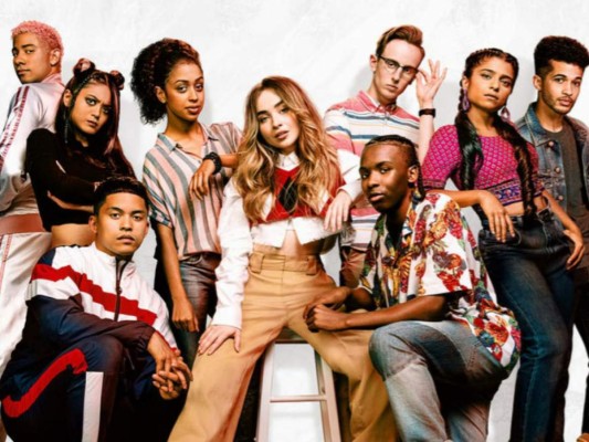 WORK IT – Al Ritmo de los Sueños.<br/>Sabrina Carpenter le da vida el personaje de Quinn Ackerman quien tendrá que aprender a bailar como toda una profesional, todo por cumplir su sueño de ir a Duke. No te puedes perder este film el 7 de agosto en su estreno.<br/>