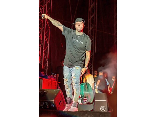 ¡Nicky Jam puso a bailar a San Pedro Sula!  