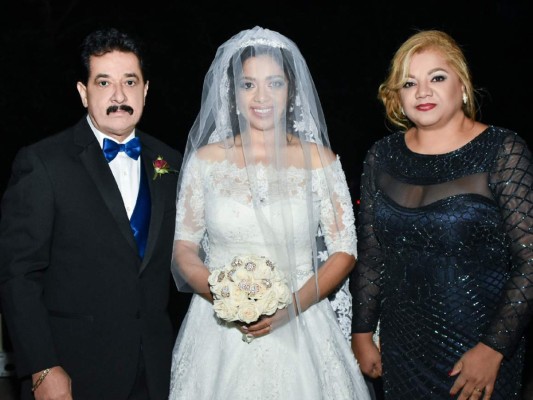 La boda de Kimberly Martínez y Nelson Muñoz