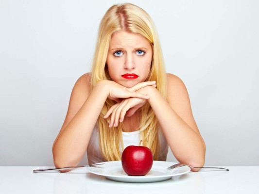 Comer frutas antes de ejercitarte podría afectar tu rendimiento físico  