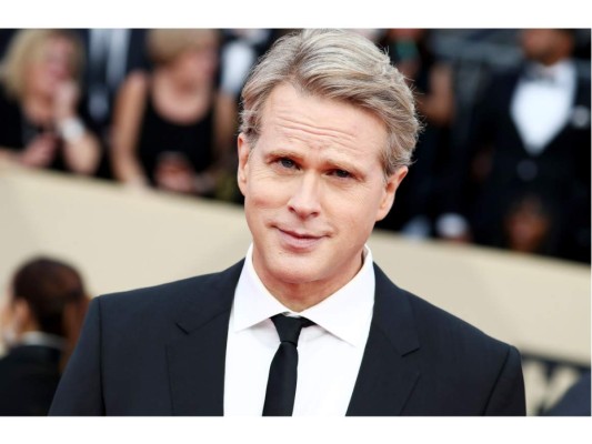 7. Cary Elwes como el Alcalde Kline: el Alcalde Kline es un político indecente y mañoso que está más preocupado por su propia imagen que por los ciudadanos de Hawkins.