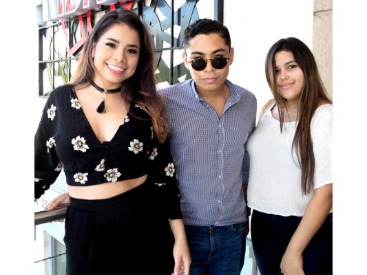 Encuentro de influencers en Friday's San Pedro Sula