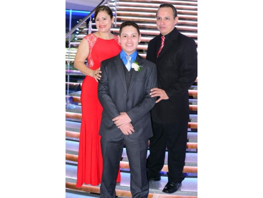 Prom night de los seniors del Valle de Sula