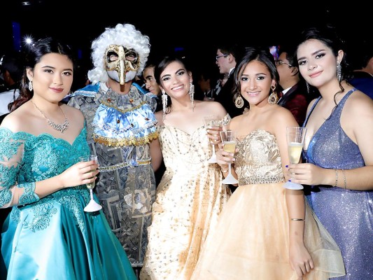 Los mejores momentos de la Prom Night de Elvel School 2019