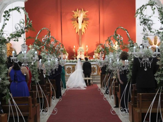 Boda de Gabriel Monterroso y Valeria Zgheibra