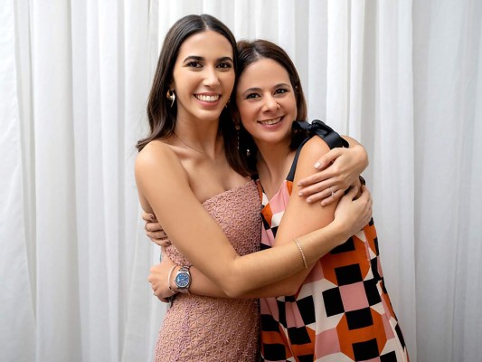 La despedida de soltera de Angie Andonie