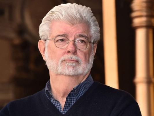 George Lucas, creador de Star Wars, posee la cantidad de 7.3 mil millones de dólares.
