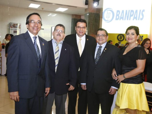 Brindis por Martha Susana Oviedo