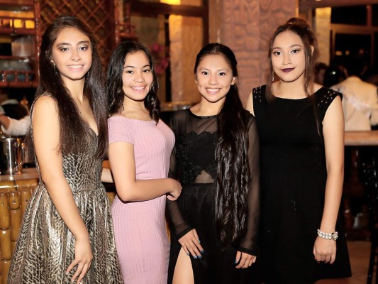 Senior dinner de la Daniel Christian School