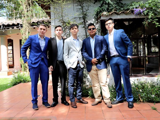 Leonardo Wildt, Jared Carranza, Octavio Cortés, Gabriel Castro y Haziel Pavón