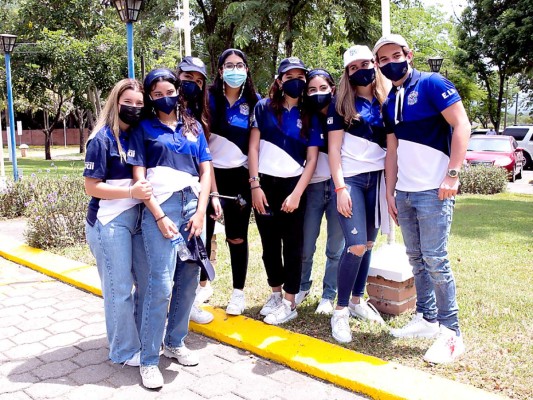 Senior entrance de la Escuela Internacional Sampedrana 2022