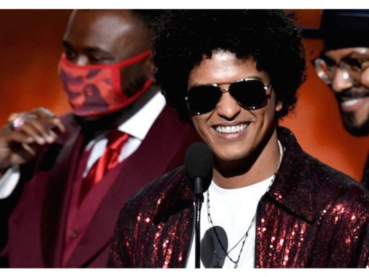 Bruno Mars - Peter Gene Hernandez
