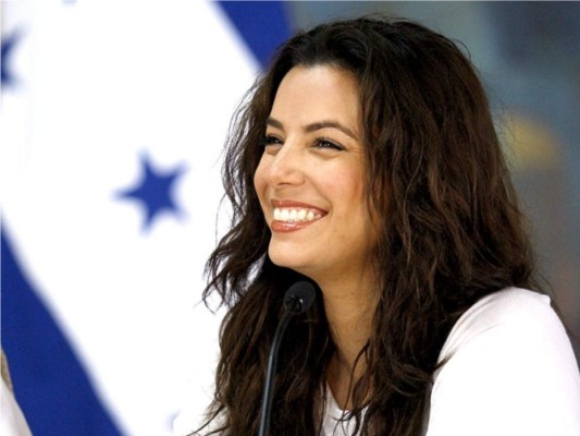 Eva Longoria participo en la conferencia de prensa ofrecida por el Programa Mundial de Alimentos (PMA) en Casa Presidencial en Honduras.