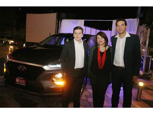 Rodrigo López, Carlina Gutiérrez y Hugo Flores (fotografías: Efraín López)