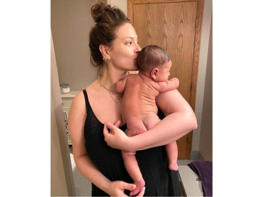 Ashley Graham<br/>En enero nació el bebé de la modelo.<br/>
