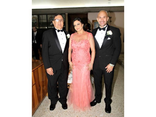 La boda religiosa de Abel Fonseca y Claudia López