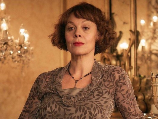 Helen McCrory<br/>La actriz británica, famosa por sus papeles en Harry Potter y Peaky Blinders, murió a los 52 años a consecuencia de un cáncer. Fue su esposo el actor Damian Lewys quien hizo pública la noticia.<br/>