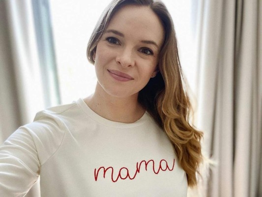 Danielle Panabaker<br/>La actriz dio la noticia de la llegada de su bebé en abril, sin dar detalles del nombre, ni del sexo del recién nacido la actriz de “The Flash' informó a sus seguidores que ella y la criatura se encontraban bien de salud, y hasta el momento no ha publicado más sobre el asunto.