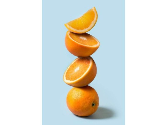 Las naranjas son deliciosas y saludables, además de ser una gran fuente de vitamina C y antioxidantes que son buenos para ti.