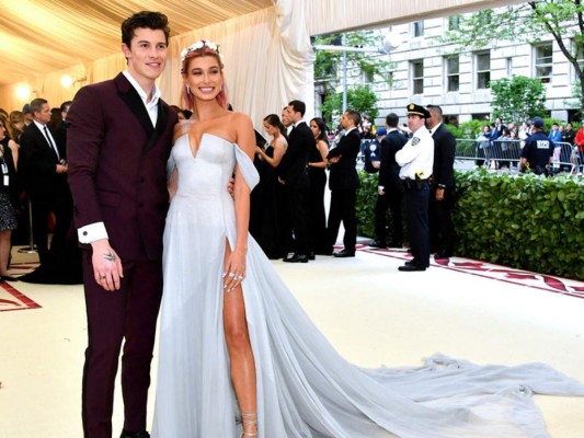 Hailey Baldwin borró todas las fotos que tenía con Shawn Mendes