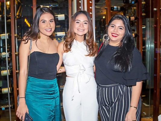 Un éxito el Wine Up del Club Arabe y Estilo