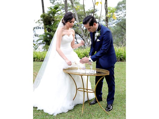 La boda de Kenneth Medina y Silvia Casco