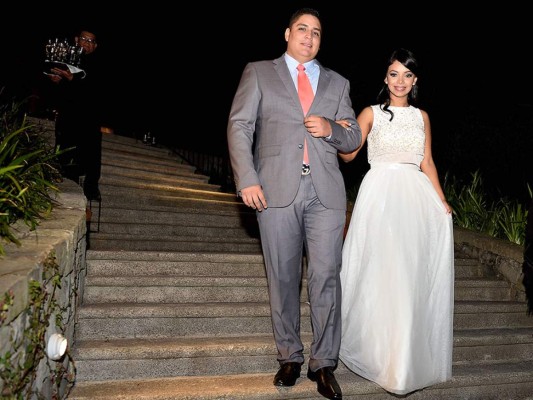 La boda civil de Scarleth Sandres y Manuel Cálix