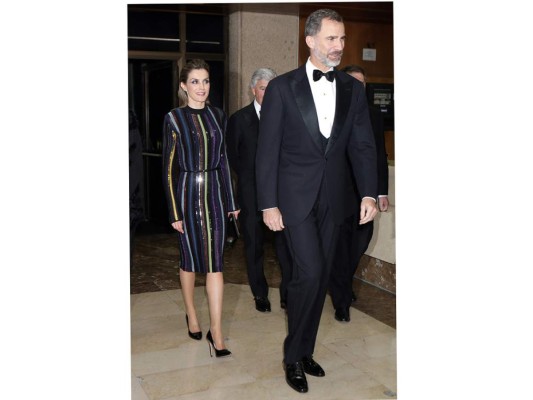 La Reina Letizia y su impactante look