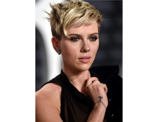 Los mejores looks de Scarlett Johansson con el cabello corto