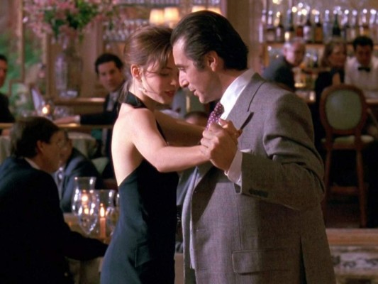 <br/>Al Pacino: Ese tango en Scent of a Woman (1992) ese tango y morir. ¿Qué más les tenemos que decir para convencerlos? <br/>