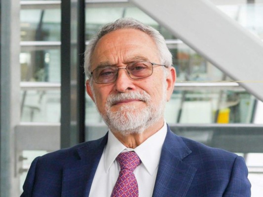 Sir Salvador Moncada<br/>El científico y médico hondureño vendrá a la toma de posesión.