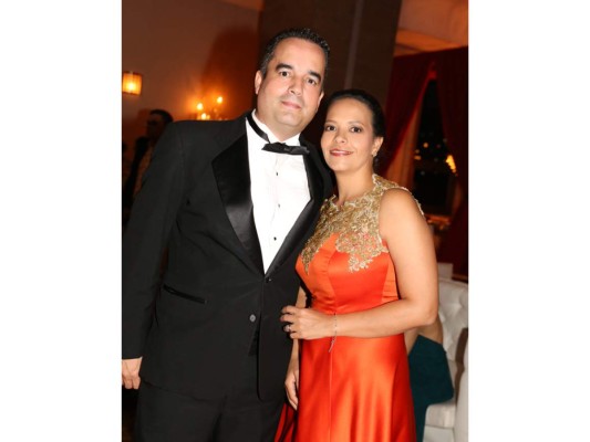 La boda de Idarela Álvarez Sierra y Cristian Mariano Estrada Ferrey