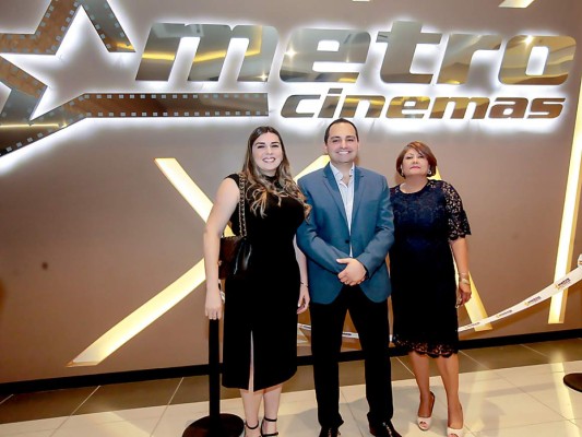 El cocktail de apertura de Metro Cinemas