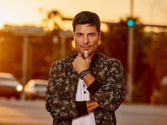 Las fotos más sexy's de Chayanne