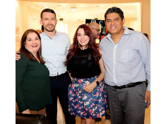 Estilo y Multiplaza realizaron el cóctel de apertura del American Express BAC Credomatic Estilo Moda 2019