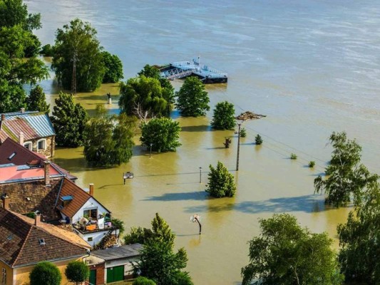 ¿Cómo protegerse en caso de inundaciones?