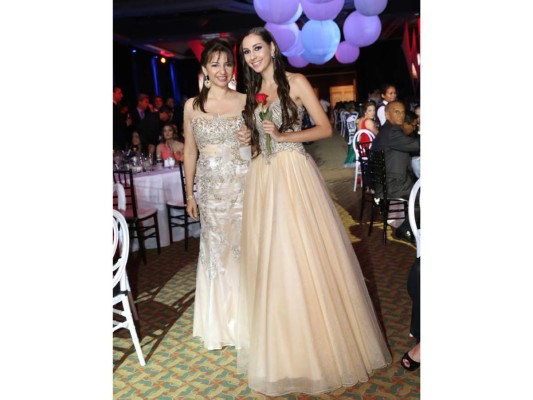 Sofía Barze y Gherda Barreto