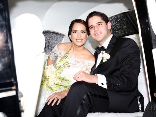 La boda de Idarela Álvarez Sierra y Cristian Mariano Estrada Ferrey