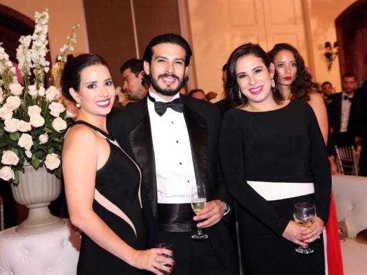 Boda de Dulce María Chacón e Iván Urzaiz