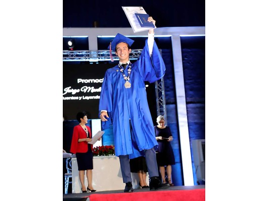 Graduación de la Escuela Americana 2019
