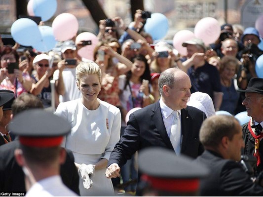 Mónaco celebra el bautizo de Jacques y Gabriella