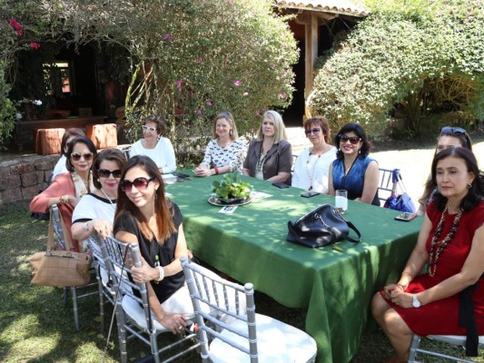 Almuerzo benéfico en Rancho Viejo