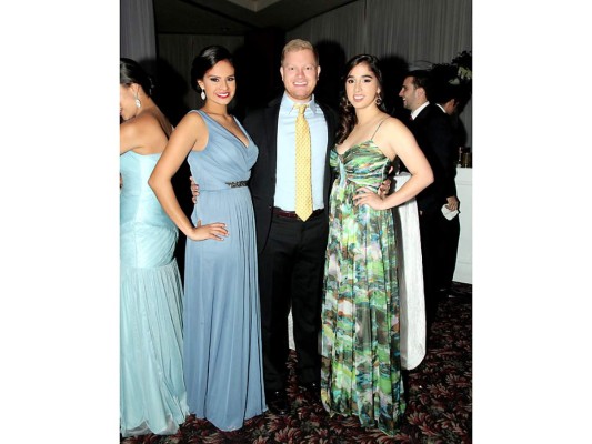 La boda religiosa de Jonathan Park y Daniela Ferrufino