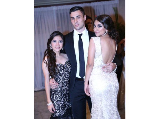 Mayan School celebra su prom al estilo los Oscar
