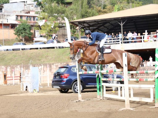 Competencia de Salto en La Herradura